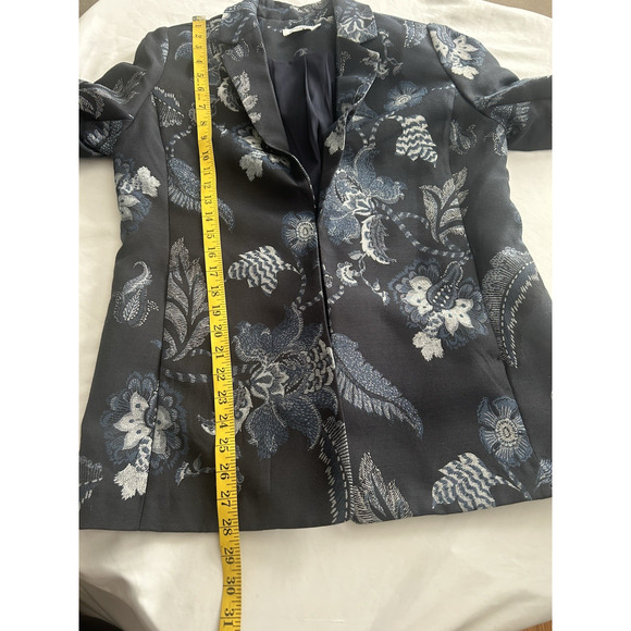 Chico's Floral Embroidered Blazer Womens Size Medium Blue Classic Preppy - Picture 7 of 8